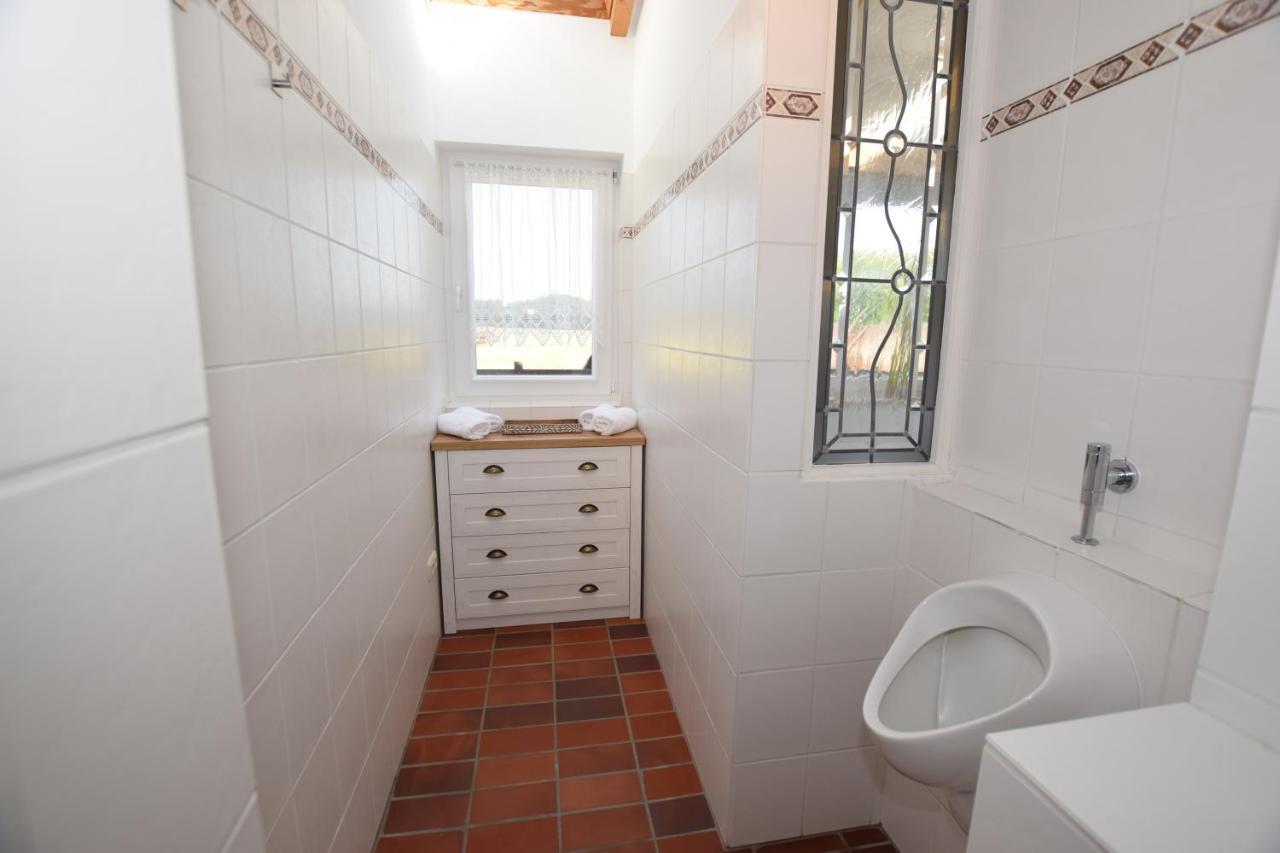 Landhaus Hideaway Mit Aussenpool, Sauna Und Kamin Bosau Eksteriør billede