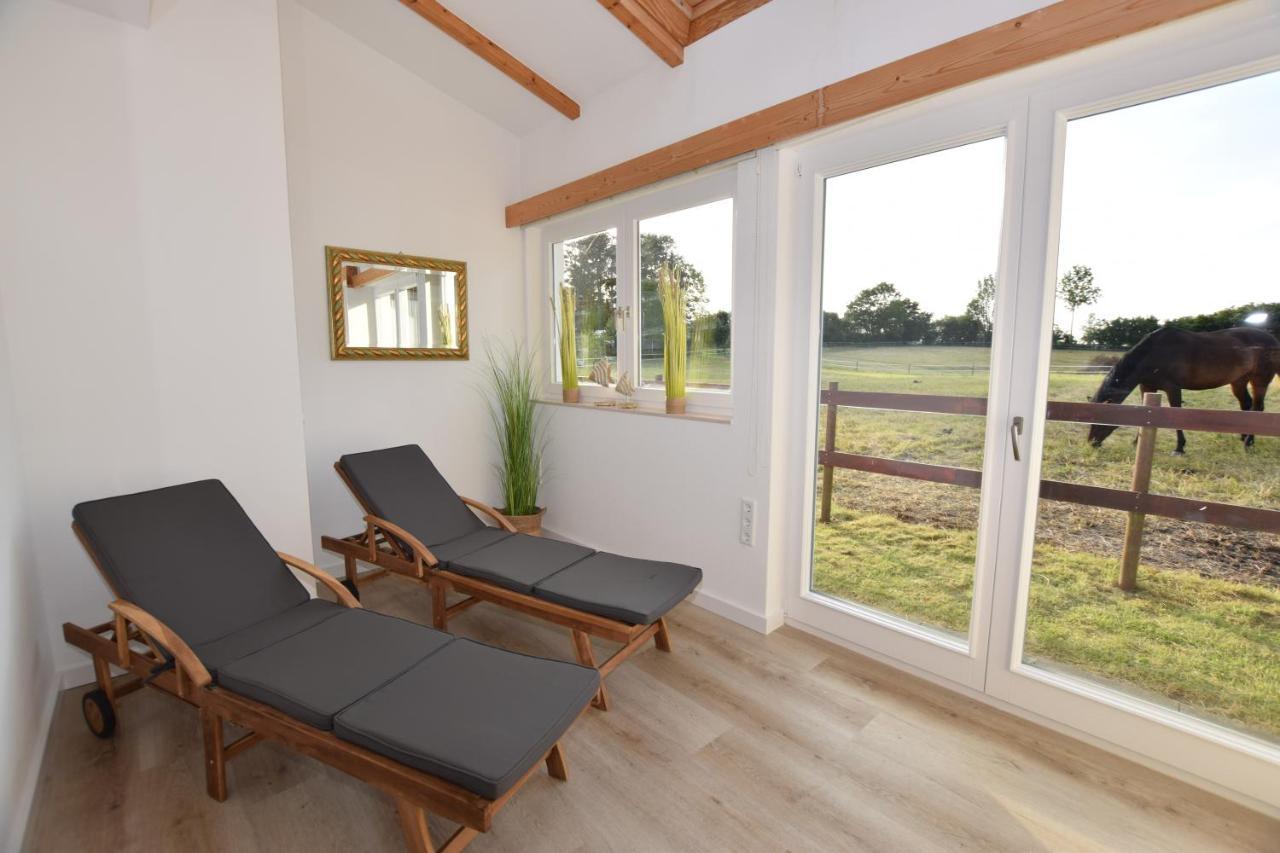 Landhaus Hideaway Mit Aussenpool, Sauna Und Kamin Bosau Eksteriør billede